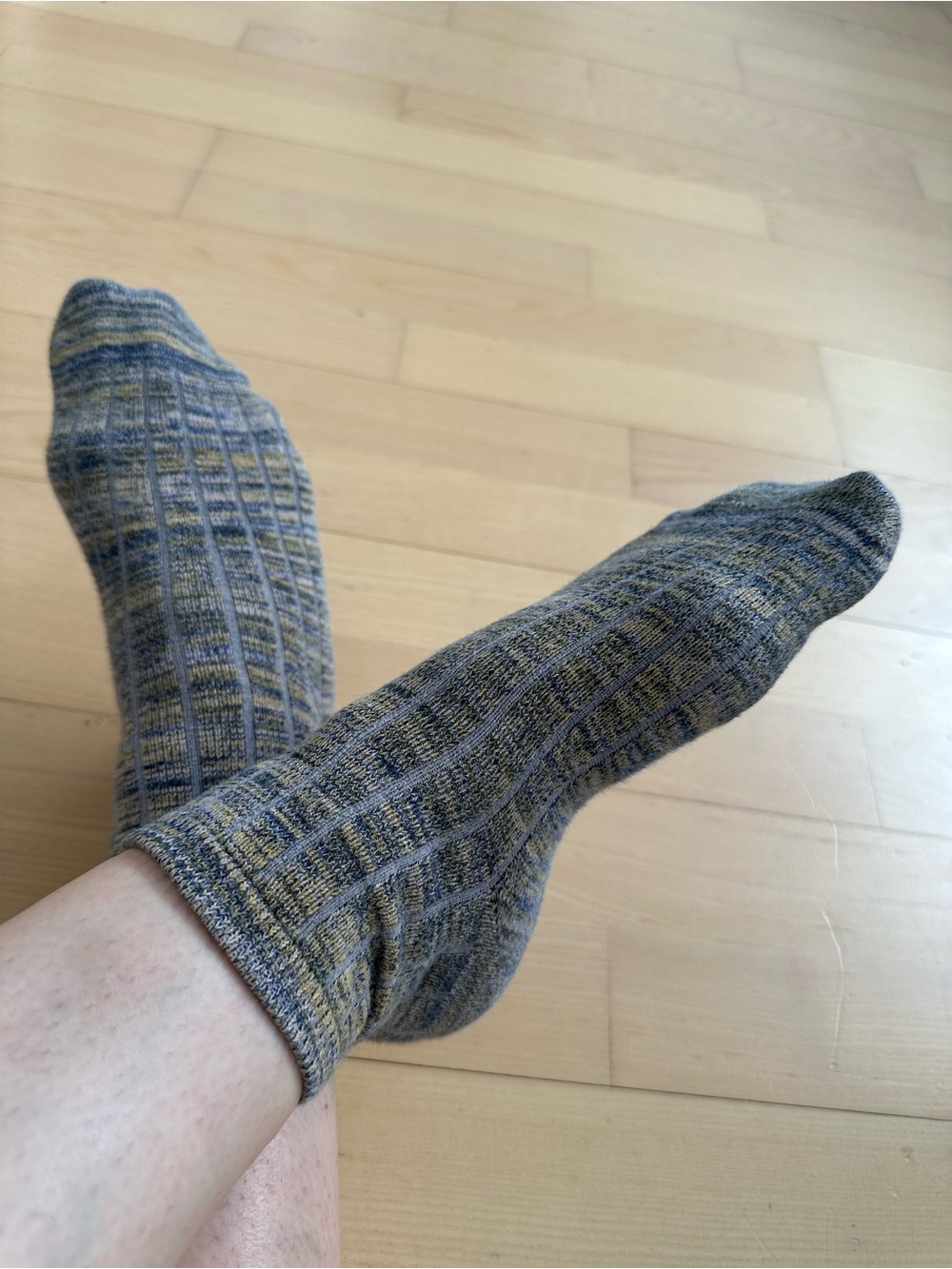 Women’s Gray and Yellow Ribbed Crew Socks